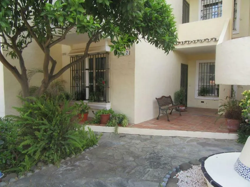 Apartment In El Paraiso - Near Puerto Banus Estepona